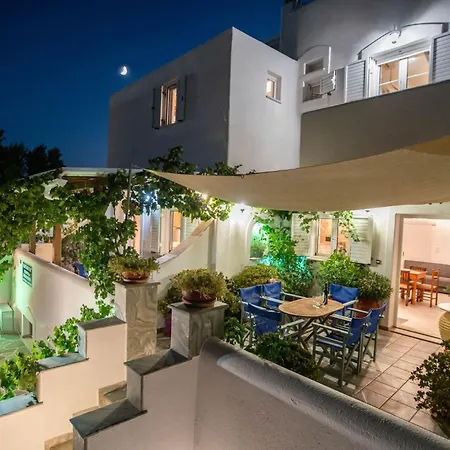 Two-bedroom 6-7 Adults First Floor Parikia (Paros)
